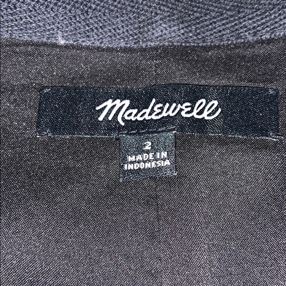 Mini skirt - Picture 3 of 3